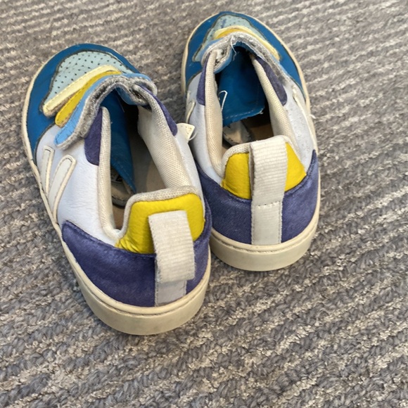 Kids Blue and Yellow Veja Sneakers - Picture 5 of 7